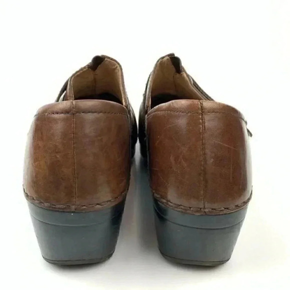 Dansko clogs size 38 7.5-8 Brown leather button - Picture 5 of 14